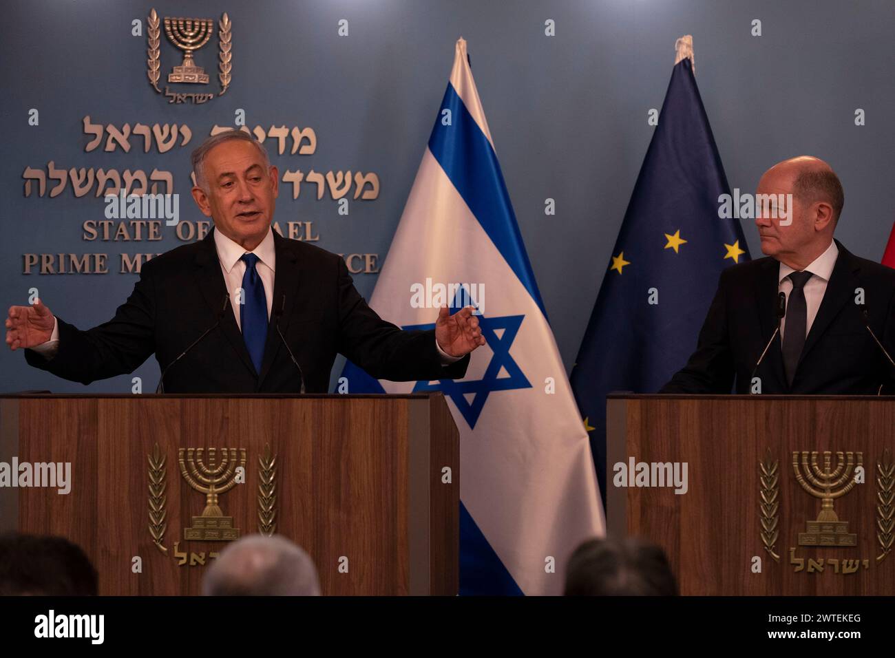 Jérusalem, Israël. 17 mars 2024. Le premier ministre israélien Benjamin Netanyahu, à gauche, parle après une réunion avec le chancelier allemand Olaf Scholz à Jérusalem, Israël, dimanche 17 mars 2024. Photo de piscine par Leo Correa/UPI crédit : UPI/Alamy Live News Banque D'Images