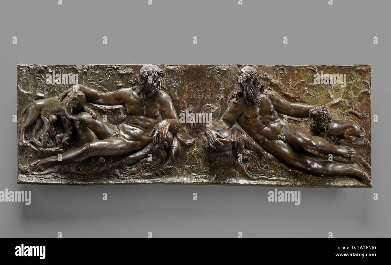 Allégorie du Tibre et de l'Arno. Bartolomeo Ammannati (italien, 1511 - 1592) vers 1564 allégorie du Tibre et de l'Arno représente les deux dieux personnifiant les fleuves de Rome et Florence, les principales villes où Michel-Ange Buonarroti (1475-1564) a travaillé. Les deux dieux des rivières sont couchés symétriquement, chacun sur une urne renversée versant de l'eau qui coule sous leur corps. À gauche se trouve le Tibre, le fleuve de Rome, identifié avec la loup nourrissant Romulus et Remus, qui a conduit à la fondation de la ville, selon la mythologie romaine ; quelques ruines antiques sont visibles dans le fond. A droite se trouve Arno Banque D'Images