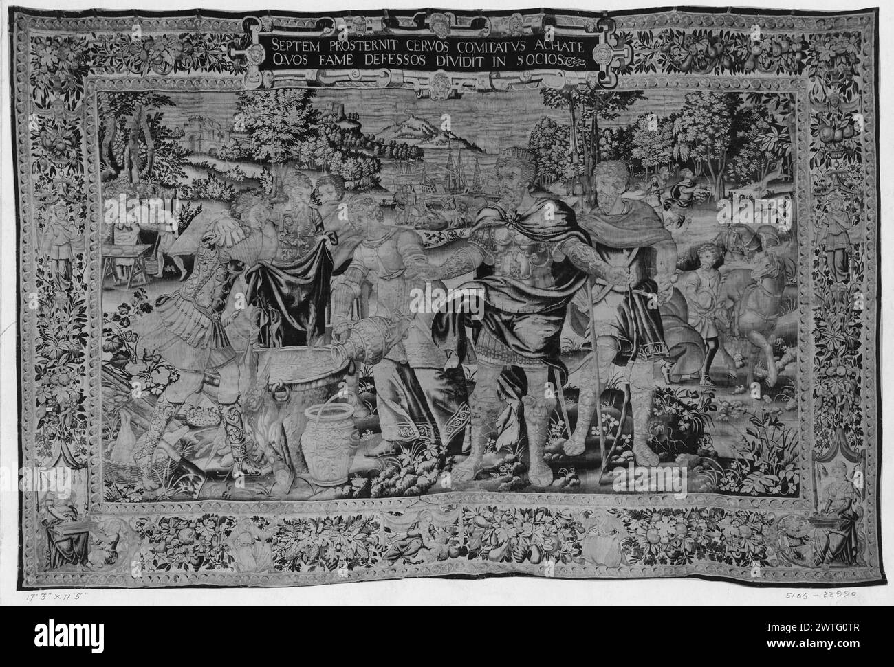 Énée et Achates atteignent Carthage, où la construction est en cours. Inconnu c. 1550-1570 dimensions de tapisserie : H 11'5' x l 17'3' tapisserie matériaux/techniques : inconnu culture : Centre de tissage flamand : Bruxelles histoire de propriété : Français et Co. acheté de l'American Art Association (Charles sale) 1920. États-Unis, Caroline du Sud, Greenville, Université Bob Jones Collection of Sacred Art. Inscriptions : inscription dans le champ central identifiant les figures [certaines comprennent ; sur les ourlets des vêtements] : ÉNÉE, ACHATES inscriptions : inscription dans le cartouche de bordure supérieure : SEPTEM PROSTERNIT CERVOS COMITATVS ACHATE Banque D'Images