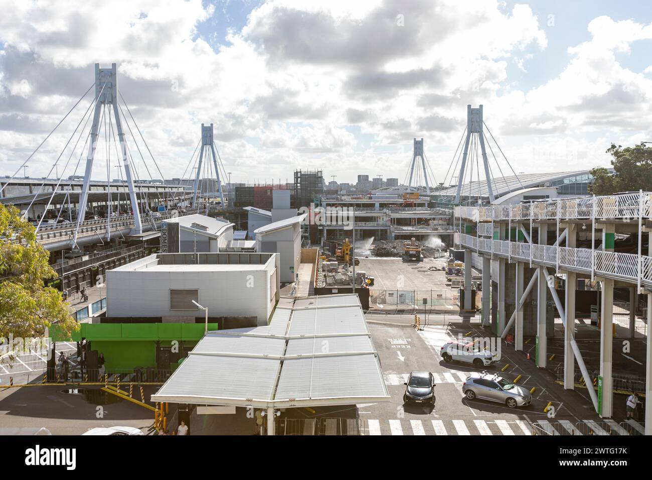 Vue aérienne de l'aéroport domestique de Sydney Kingsford Smith avec des travaux de construction pour démolir le parking existant, Sydney, Nouvelle-Galles du Sud, Australie Banque D'Images