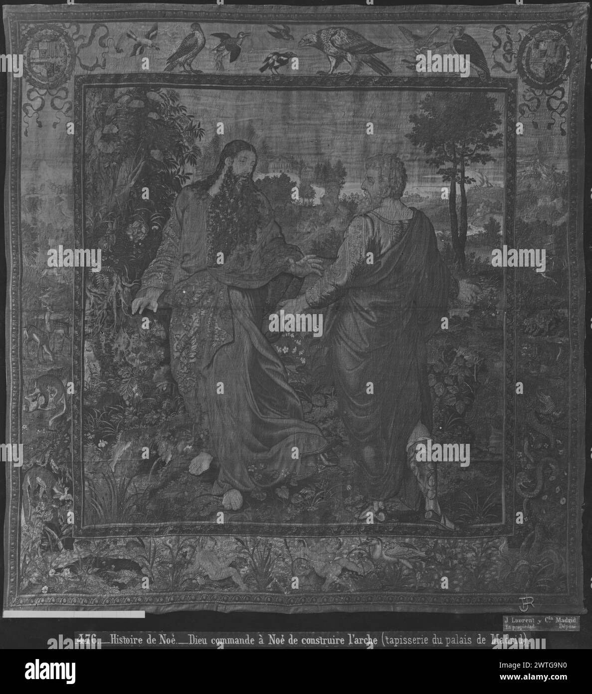 Dieu ordonne à Noé de construire l'arche. Coxie, Michiel (L'ancien) (pays-Bas (avant 1600) - Flandre, 1499-1592) (dessiné après) [peintre] Pannemaker, Wilhelm de (pays-Bas (avant 1600) - Flandre, acte. 1535-1578) (atelier, attr.) [tisserand] c. 1563-1566 tapisserie dimensions : H 433 x l 660 cm tapisserie matériaux/techniques : laine et soie ; fil métallique (or) ; fil métallique (argent) culture : Centre de tissage flamand : Bruxelles historique de propriété : inventaire de Carlos II (1701-1703). Inventaire de Carlos III (1788). Inventaire de Fernando VII (1834). Espagne, Madrid, Palacio Real de Madrid, accno. A. Banque D'Images