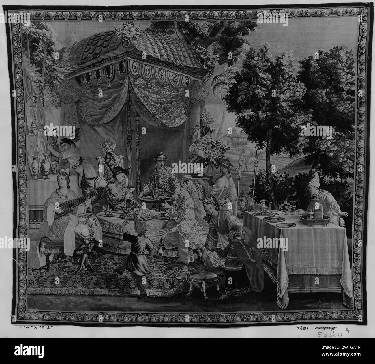 Collationnement. Vernansal, Guy-Louis (français, 1648-1729) (auteur du design, attr.) [Peintre] Monnoyer, Jean-Baptiste (français, 1636-1699) (auteur du dessin) [peintre] Belin, Jean-Baptiste I (français, 1653-1715) (auteur du dessin) [peintre] c. 1700-1725 Tapestry dimensions : H 10'2' x l 11'4' Tapestry matériaux/techniques : inconnu culture : Centre de tissage français : Beauvais histoire de propriété : Français & Co. acheté de J. Seligmann sons, reçu le 6/15/1920 (ou le 23/12/1920); vendu à I. M. Stettenheim 11/10/1921 [SS 22711]. French & Co. acheté à la succession de Fred Stettenheim, reçu le 14 septembre 1949 ; vendu à G Banque D'Images