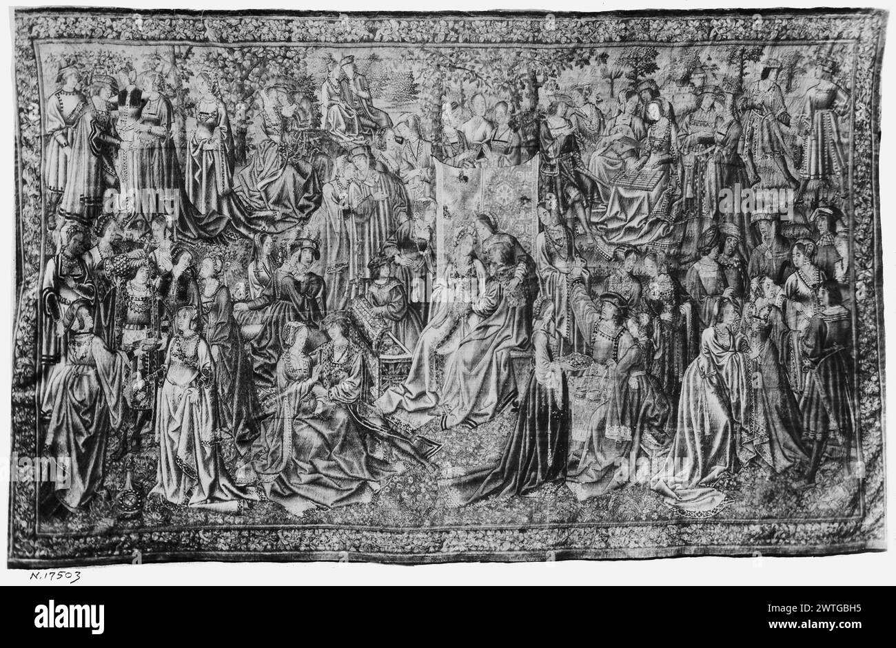 Fils prodigue au milieu des prostituées qui festoient et dissipent son patrimoine. Inconnu c. 1510-1520 tapisserie dimensions : H 13'6' x W 21' tapisserie matériaux/techniques : laine (chaîne : 6-7/cm) ; laine et soie culture : Sud des pays-Bas histoire de propriété : William Randolph Hearst coll. French & Co. acheté de Leon Medina 8/1951 [SS 81374]. French & Co. acheté à Antiquities Inc. 3/31/1953, vendu aux musées royaux d'Art et d'histoire, Bruxelles, 1964 [SS 57510]. Belgique, Brabant, Bruxelles, musées royaux d'art et d'histoire, accno. 9922. Fils prodigue avec 2 prostituées (centre, milieu) et sam Banque D'Images