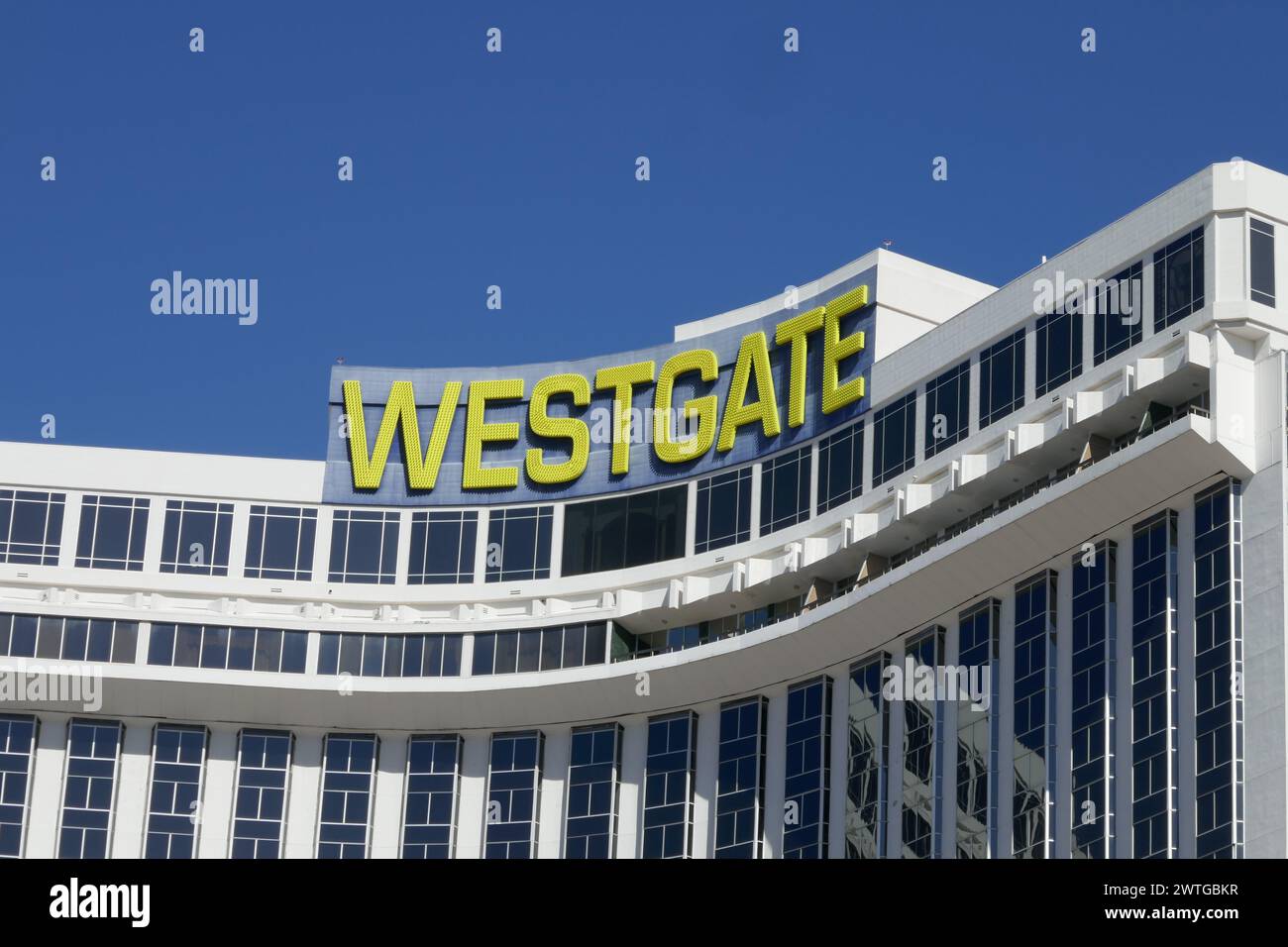 Las Vegas, Nevada, États-Unis 8 mars 2024 Westgate Hotel & Casino où Elvis Presley a joué 636 spectacles à guichet fermé à l'International Hotel du 31 juillet 1969 au 1976 décembre, présenté ici le 8 mars 2024 à Las Vegas, Nevada, États-Unis. Photo de Barry King/Alamy Stock photo Banque D'Images