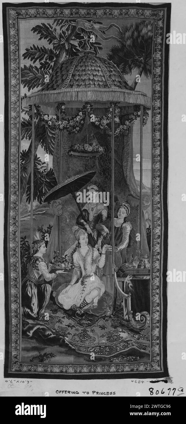 Empress's Tea. Vernansal, Guy-Louis (français, 1648-1729) (auteur de design, attr.) [Peintre] Monnoyer, Jean-Baptiste (français, 1636-1699) (auteur du dessin) [peintre] Belin, Jean-Baptiste I (français, 1653-1715) (auteur du dessin) [peintre] c. 1700-1725 Tapestry dimensions : H 10'3' x W 4'6' Tapestry matériaux/techniques : inconnu culture : Centre de tissage français : Beauvais histoire de propriété : Français & Co. acheté de J. Seligmann sons, reçu le 6/15/1920 (ou le 23/12/1920); vendu à I. M. Stettenheim 11/10/1921 [SS 22711]. French & Co. acheté à la succession de Fred Stettenheim, reçu le 14/9/1949 ; vendu Banque D'Images