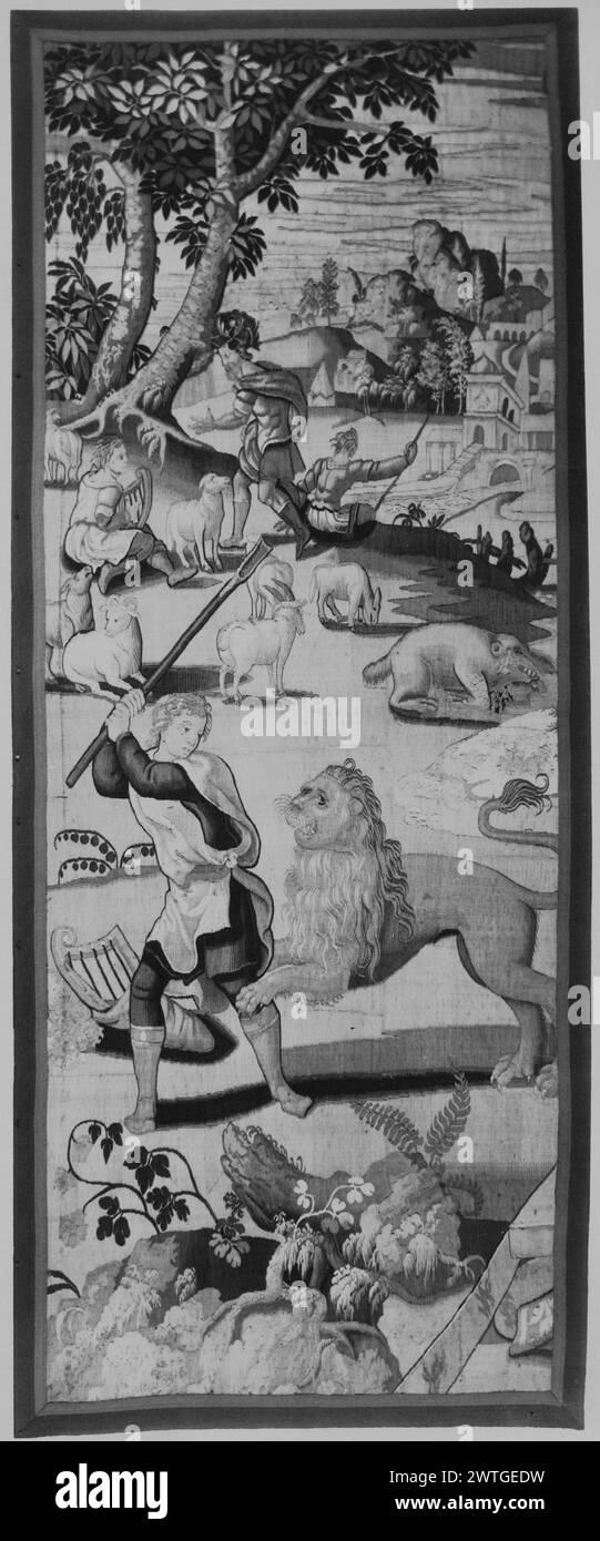David et Goliath. Inconnu c. 1550-1600 dimensions de tapisserie : H 8'9' x l 3'7' matériaux/techniques de tapisserie : inconnu culture : Centre de tissage flamand : inconnu historique de propriété : Français et Co. acheté de Jacob Tabachnick, facturé le 1/2/1940 [listes aussi : 1/8/1940] ; les 3 fragments vendus aux personnes suivantes : 'a' vendu à Miss Rose Elkins le 12/28/1939; 'B' vendu à MRS Molly Kosloff le 28 décembre 1939 ; 'C' vendu à Flora Silk & Co. [SS 19633]. French & Co a reçu le panneau 'c' de Flora Silk, s.d. [SS 19615] ; retourné [?]. French & Co. a acheté le panneau 'A' de Elkins, N.D. [SS 19616]. French & Co acheté PA Banque D'Images
