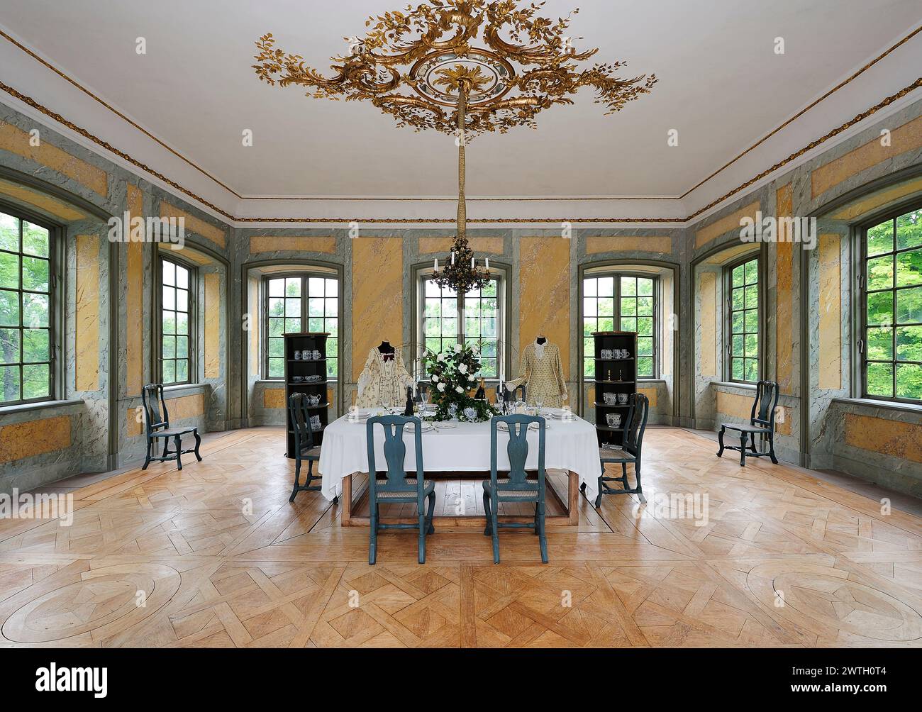 Posé la table dans la confiance, château de Chine, Drottningholm, Suède Banque D'Images