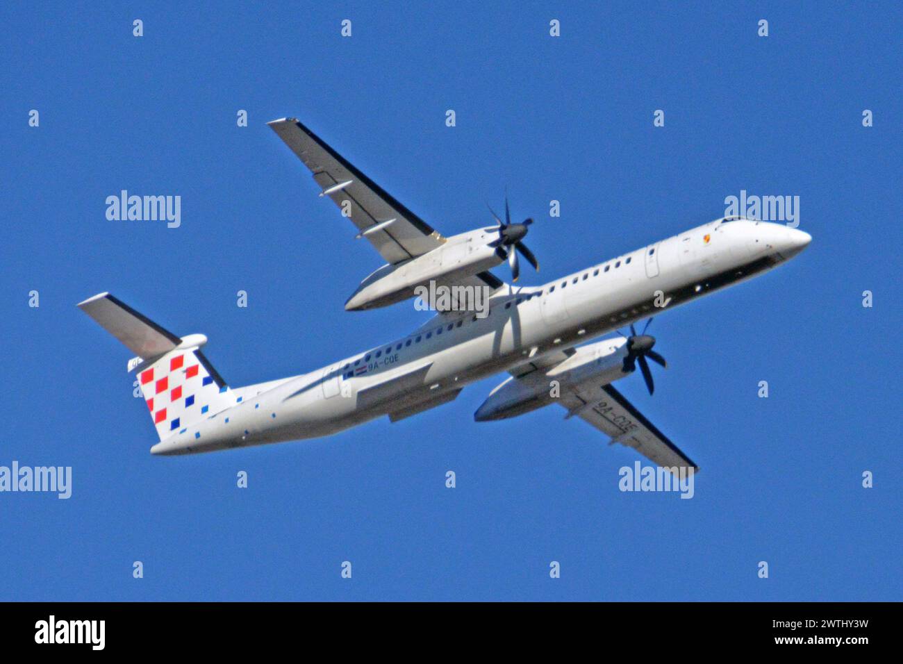 Allemagne, Bavière, Munich : 9A-CQE Bombardier DHC-8Q-402 (c/n 4300) de Croatia Airlines à l'aéroport Franz Josef Strauss de Munich. Banque D'Images