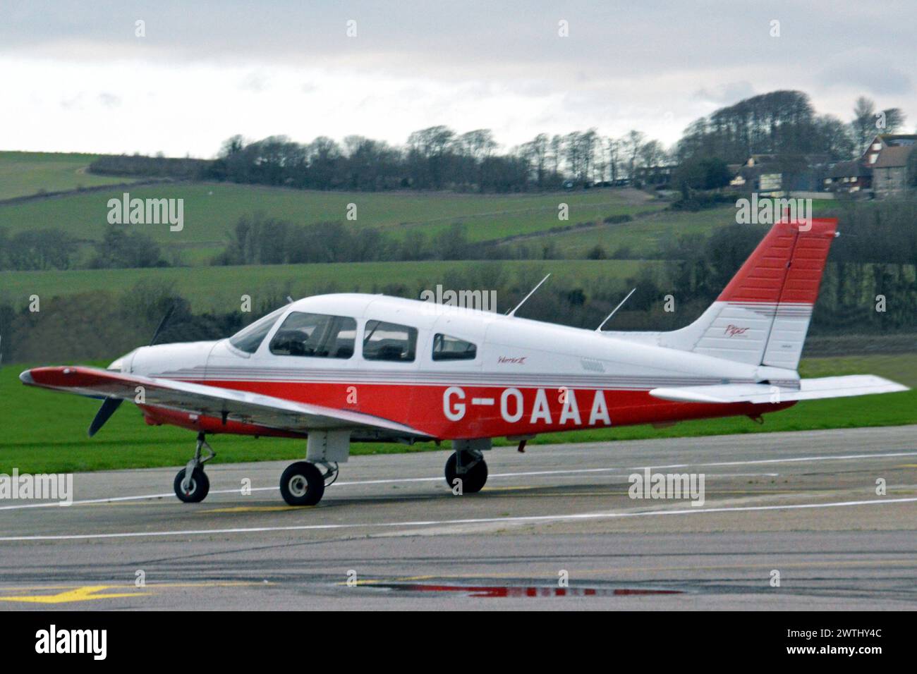 Angleterre, West Sussex, Shoreham : G-OAAA Piper PA.28-161 Warrior II (c/n 2816107). Banque D'Images