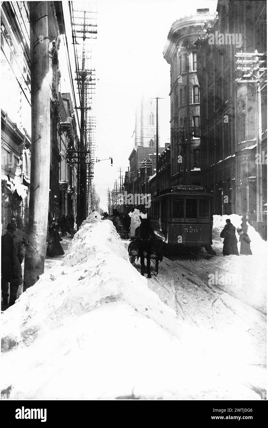 Transparence - rue notre Dame vue à l'est de parfait Rue Peter, Montréal, QC, vers 1900 Wallis & Shepherd Banque D'Images