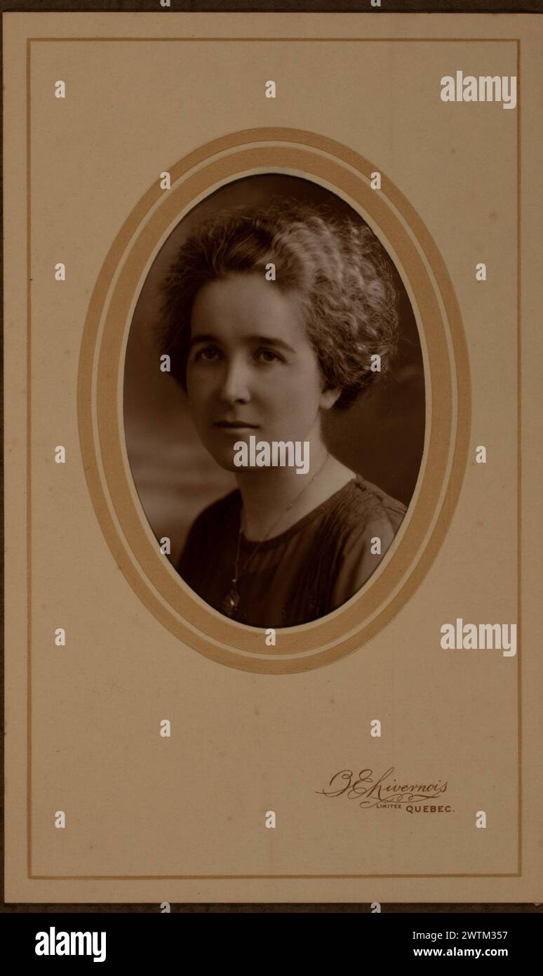 Estampe argentée en gélatine - MRS Arthur Madloire , Québec, Québec, 1927 Banque D'Images