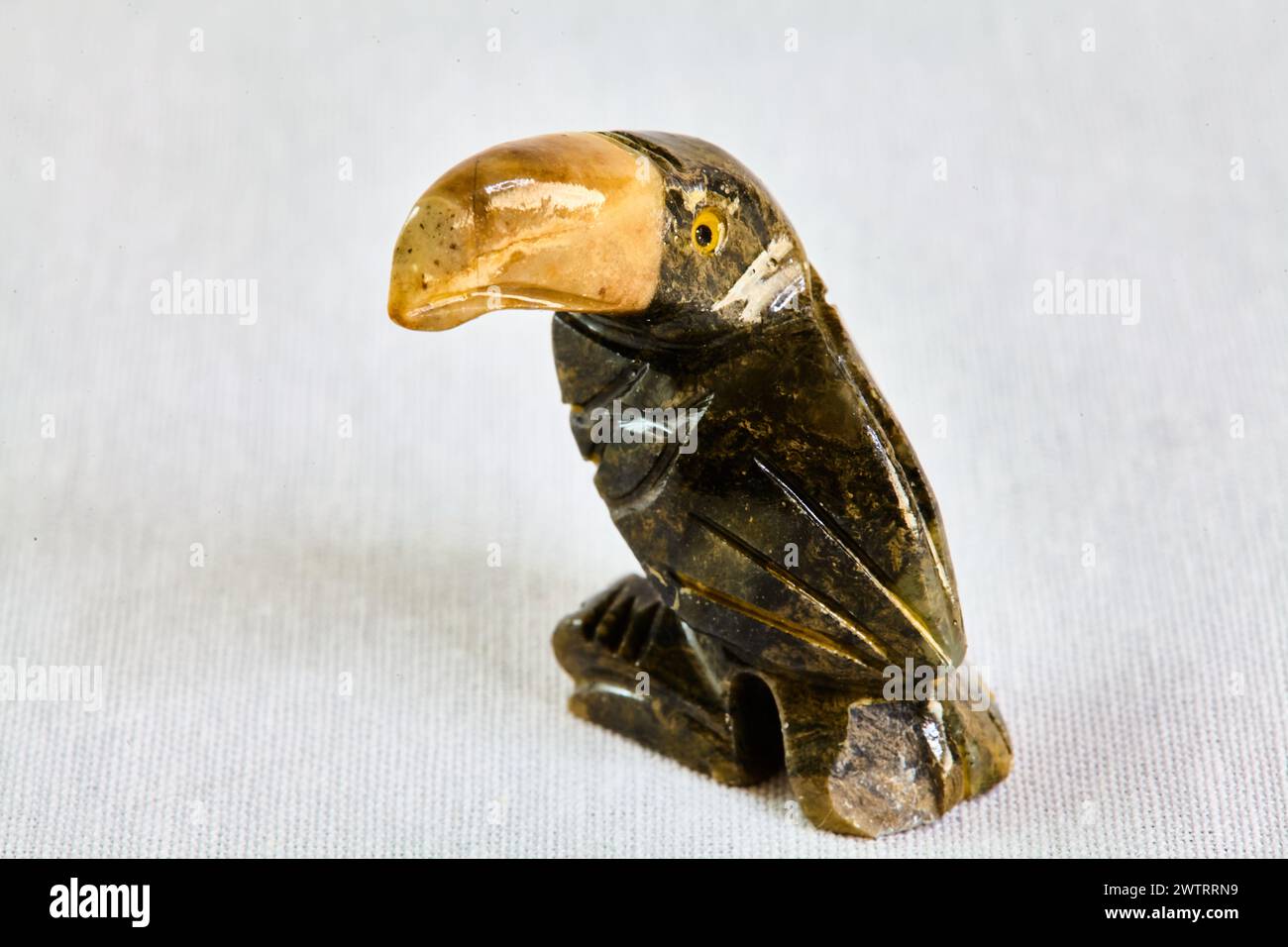 figurine jasper cockatoo, vue de côté Banque D'Images