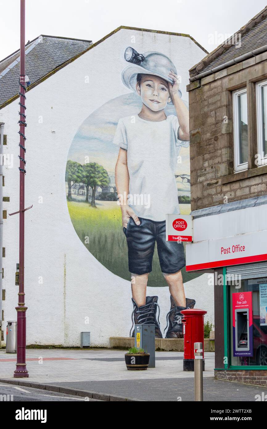 Miner Boy murale Scottish Street Art par Kerry Wilson Banque D'Images