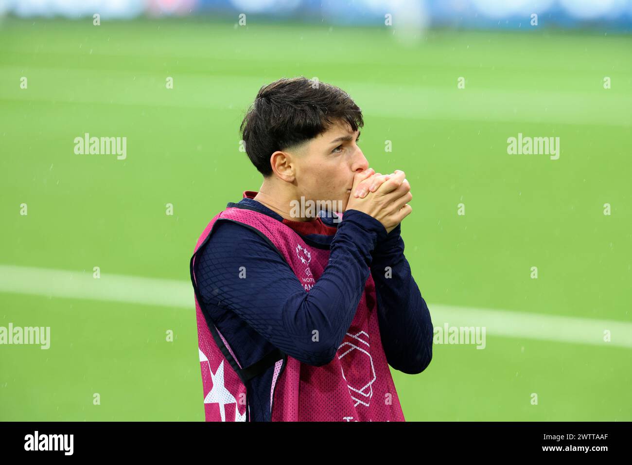 ELISA de Almeida lors d’une séance d’entraînement avec des femmes du PSG à la Bravida Arena avant les quarts de finale de la Ligue des Champions à Gothenburg, en Suède. Mars Banque D'Images ELISA de Almeida lors d’une séance d’entraînement avec des femmes du PSG à la Bravida Arena avant les quarts de finale de la Ligue des Champions à Gothenburg, en Suède. Mars Banque D'Images