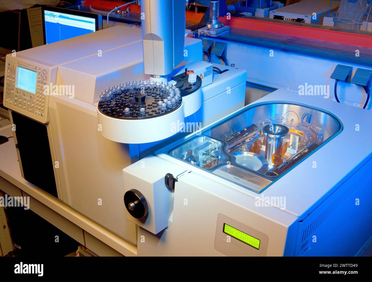 Équipement de laboratoire de haute technologie dans un cadre de recherche scientifique Banque D'Images