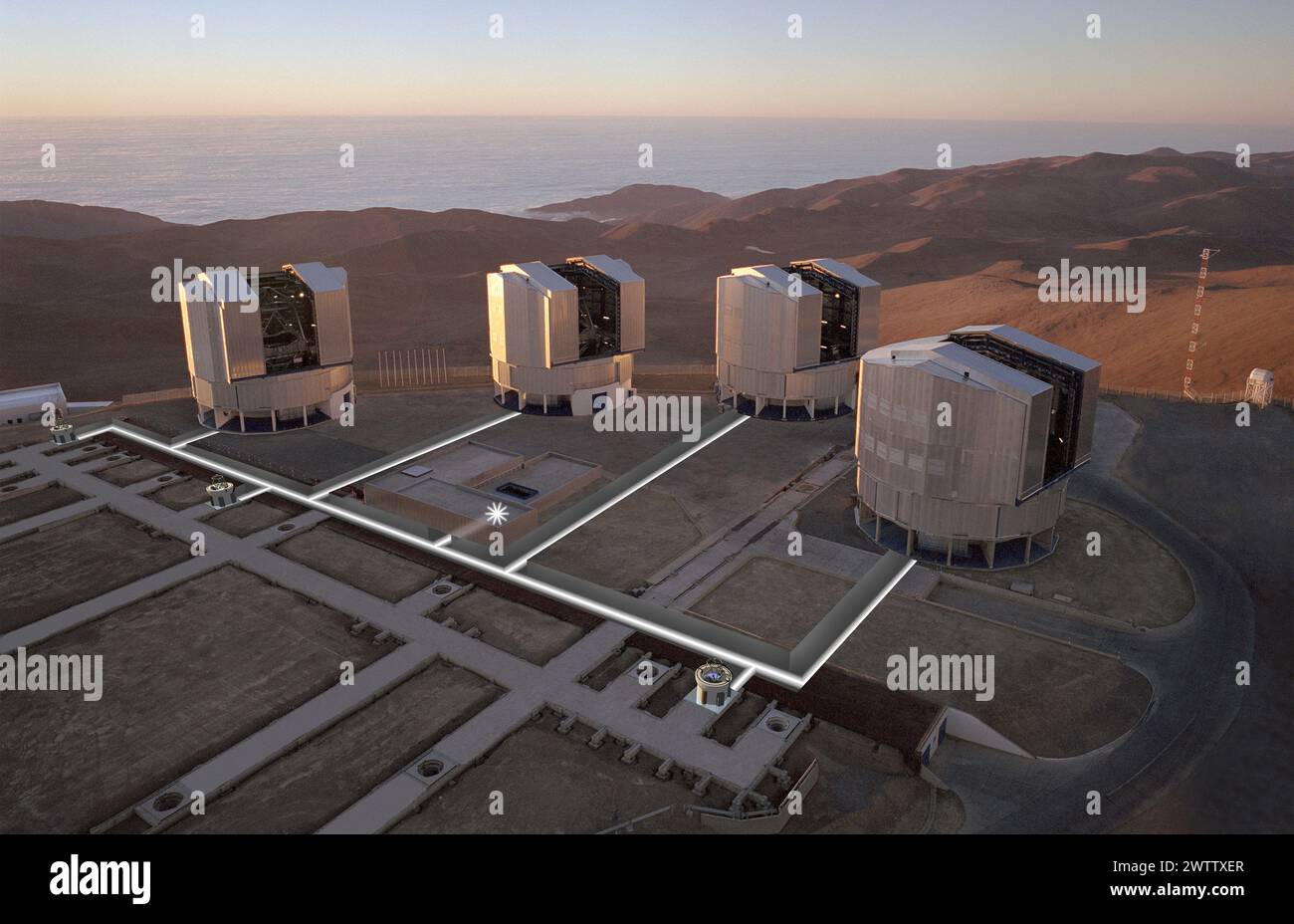 Télescopes à un observatoire astronomique pendant le crépuscule Banque D'Images