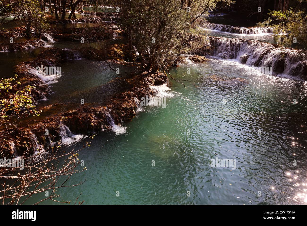 Wasserfall, Martin Brod , Fluss, Flussufer, Una Nationalpark, Bosnien, Bihac, Paradies, Naturschönheit, Una Fluss, Schöner Wasserfall Nationalpark Una Banque D'Images
