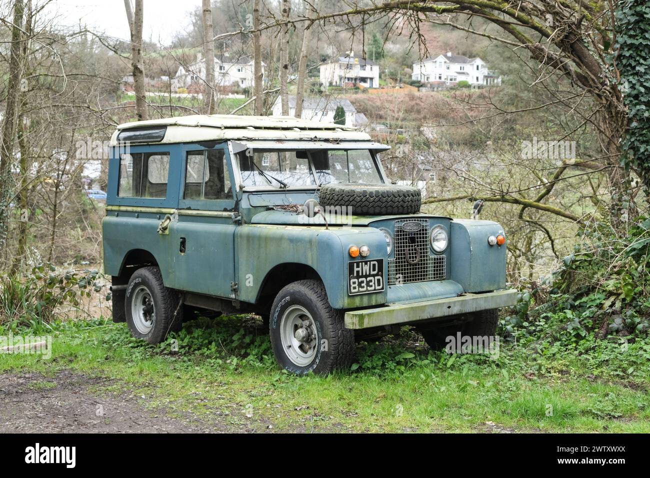 Autour de Redbrook un petit village dans la vallée de Wye dans le Gloucestershire Royaume-Uni 1966 modèle série II Land Rover Banque D'Images