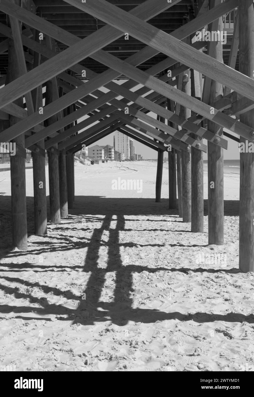 Photo stock de Garden City Pier près de Myrtle Beach, Caroline du Sud, États-Unis. Banque D'Images