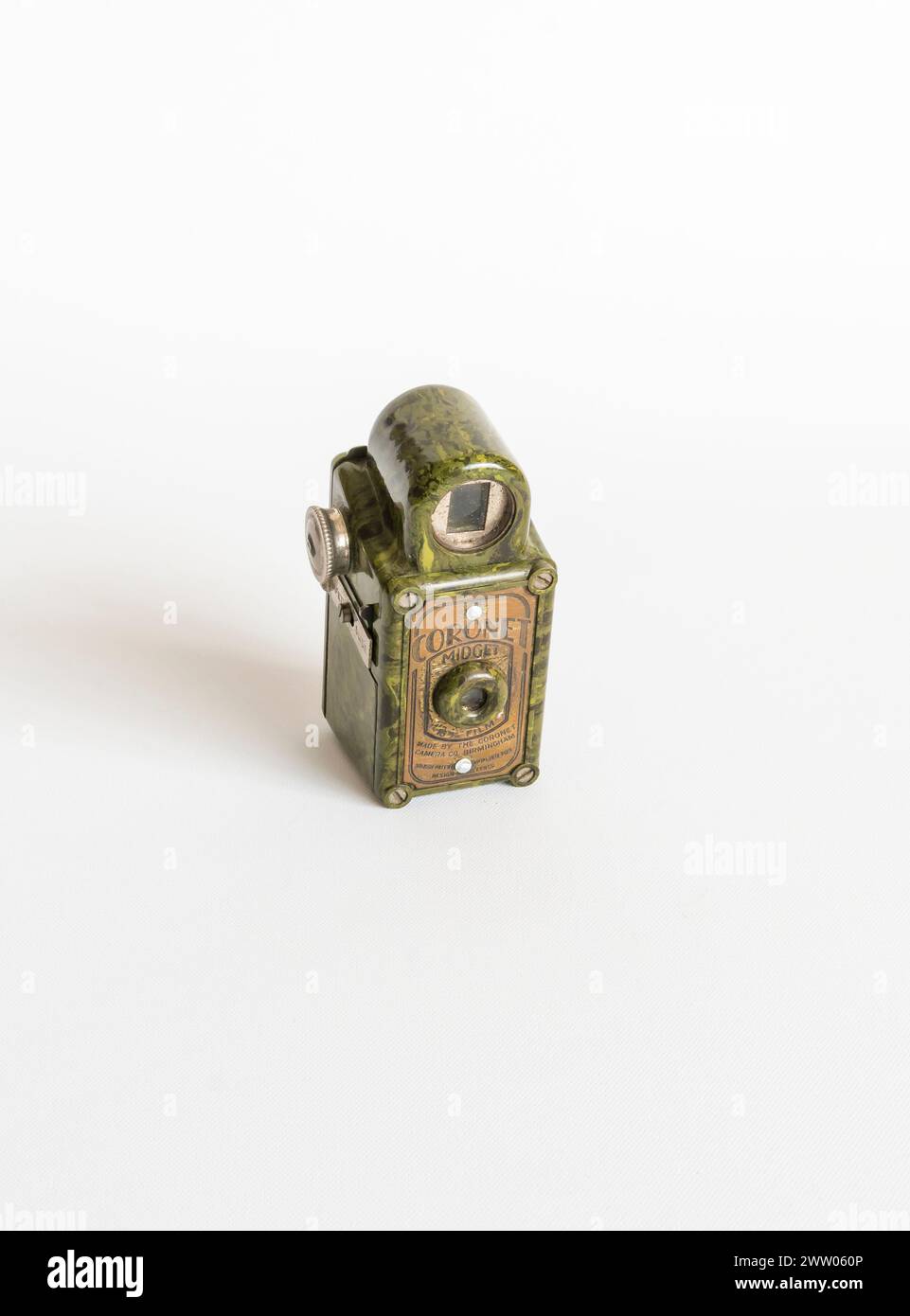 Baby Brownie - A review of a quaint box camera