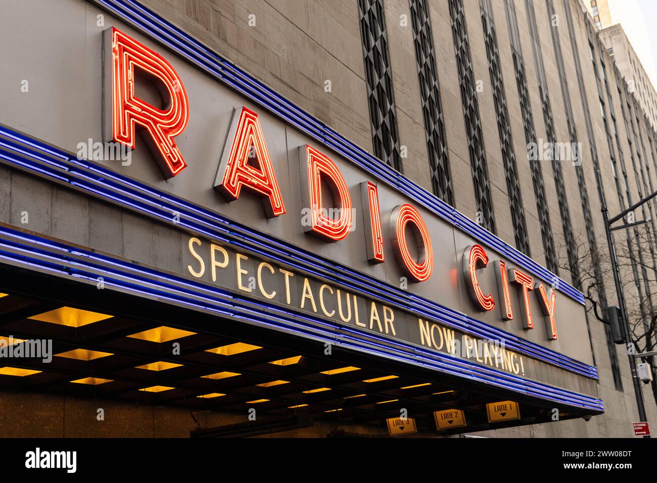 Le radio City Music Hall est situé dans le quartier de Manhattan à New York et près du Rockefeller Center. Banque D'Images