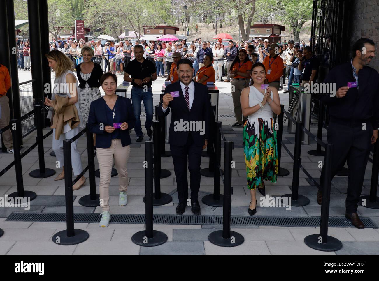 Mexico, Mexique. 20 mars 2024. Marti Batres, le chef du gouvernement de Mexico, assiste à l’inauguration du parc urbain Aztlan, situé sur l’ancien site du parc d’attractions Chapultepec Fair dans la capitale. (Photo de Gerardo Vieyra/NurPhoto) crédit : NurPhoto SRL/Alamy Live News Banque D'Images