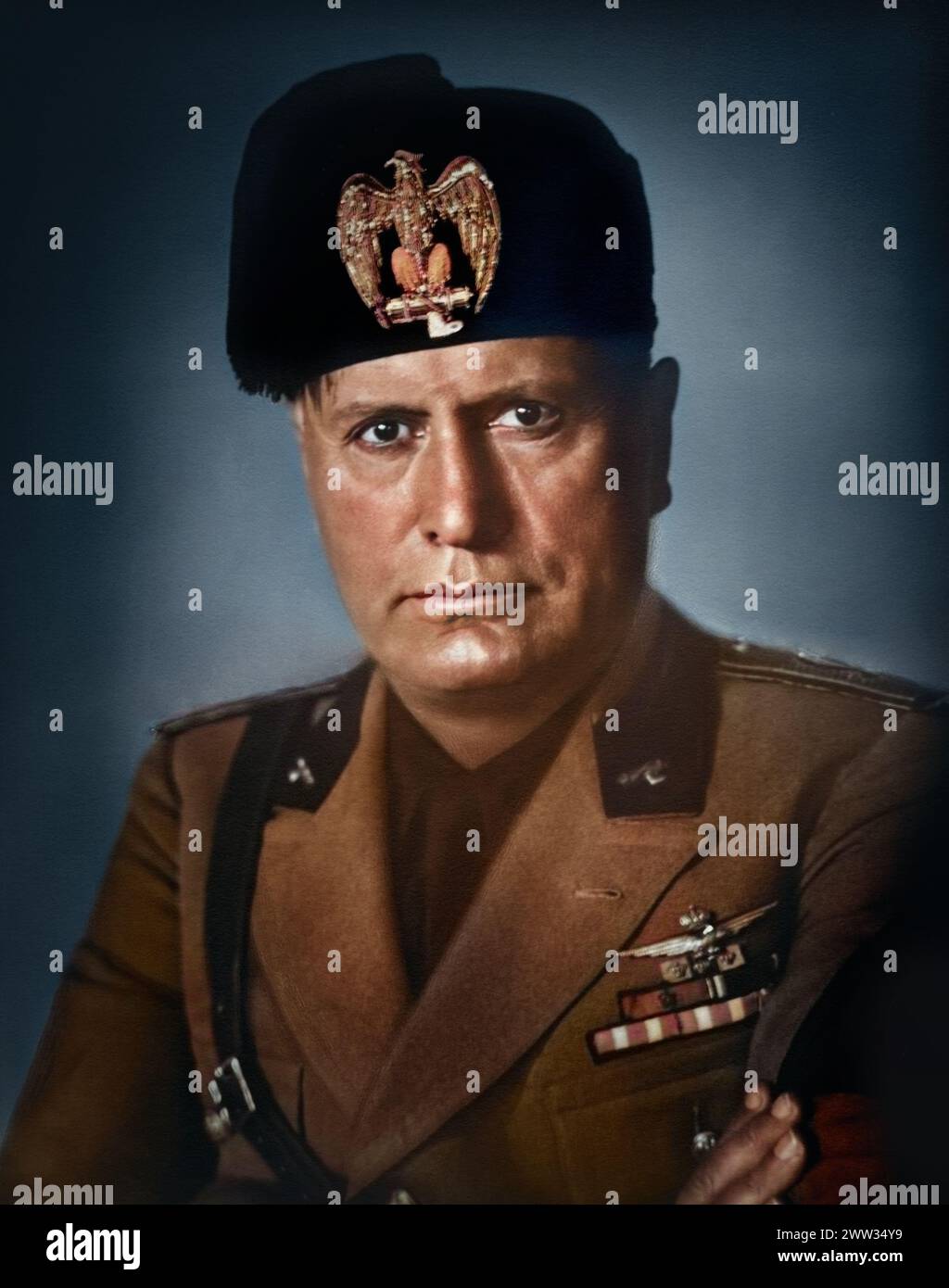 Portrait de Benito Mussolini, 1930 colorisé Banque D'Images