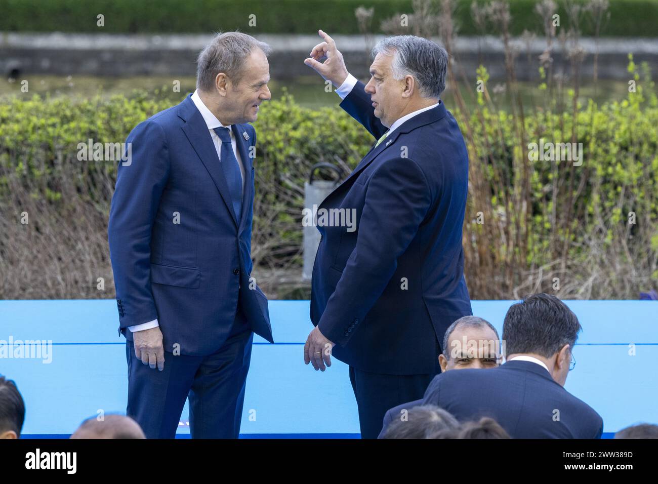 Bruxelles, Belgique. 21 mars 2024. Le premier ministre polonais Donald Tusk et le premier ministre hongrois Viktor Orban photographiés lors du sommet du conseil européen, jeudi 21 mars 2024 à Bruxelles. BELGA PHOTO NICOLAS MAETERLINCK crédit : Belga News Agency/Alamy Live News Banque D'Images