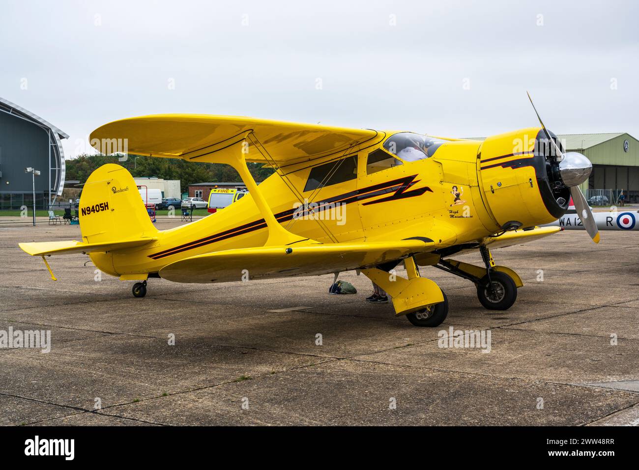 Beech D17S Staggerwing N9405H “High maintenance” au Duxford Battle of Britain Air Show 2022, Duxford Airfield, Cambridgeshire, Angleterre, Royaume-Uni Banque D'Images