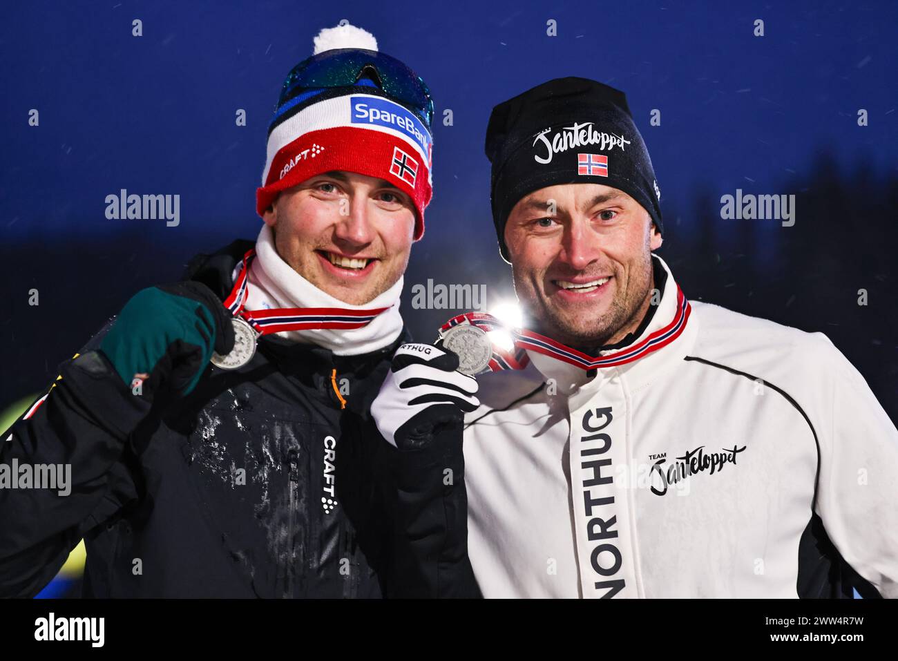 Lillehammer 20240321.Strindheim Even Northug et Petter Northug ont remporté la médaille d'argent au sprint par équipe de cross-country lors des championnats norvégiens au Birkebeineren ski Stadium. Photo : Geir Olsen / NTB Banque D'Images