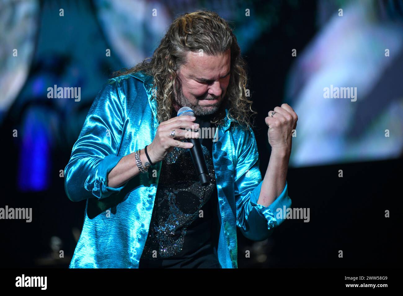 Maná : Fher Olvera (chant). Banque D'Images