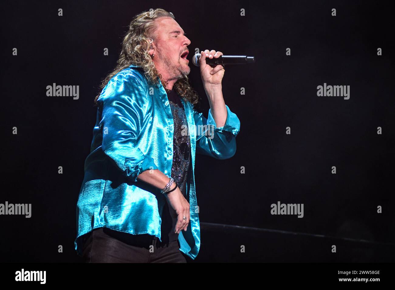 Maná : Fher Olvera (chant). Banque D'Images