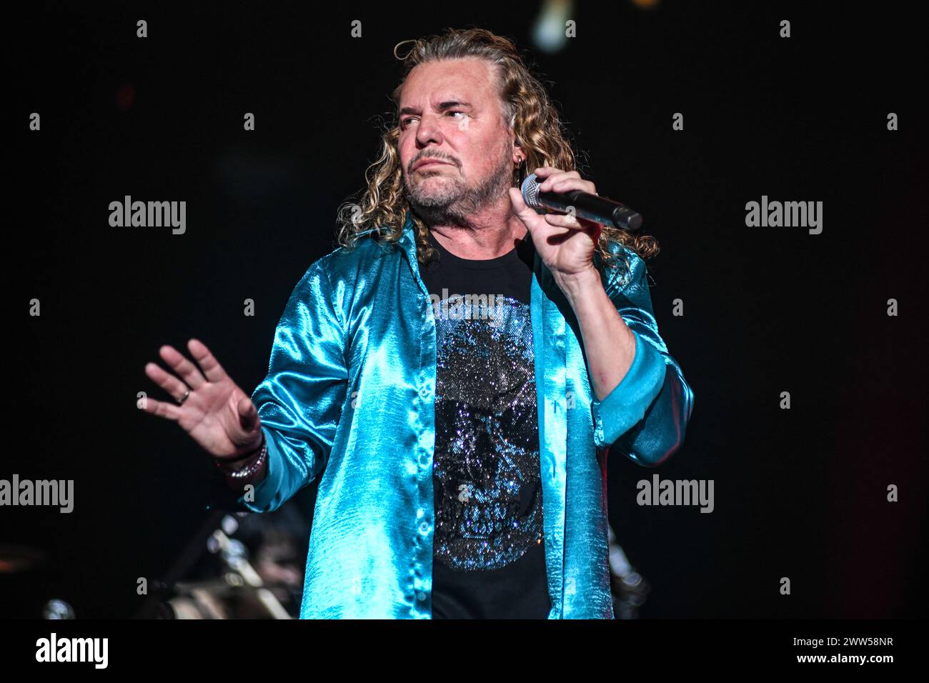 Maná : Fher Olvera (chant). Banque D'Images