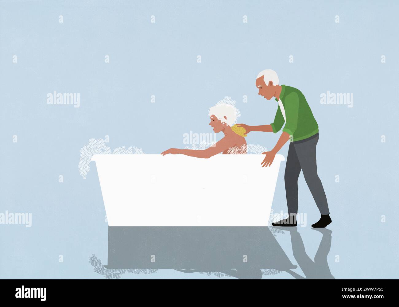 Mari aîné affectueux frottant le dos de sa femme dans un bain moussant Banque D'Images