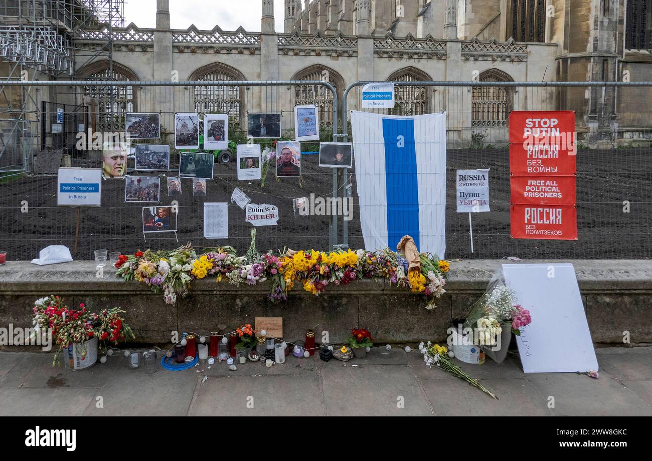 Affiches anti Poutine à Cambridge, Angleterre, Royaume-Uni, pendant la guerre en Ukraine Banque D'Images