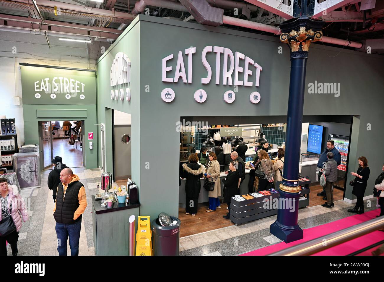 Londres, Royaume-Uni. 22 mars 2024. Exposition Eat Street Stall au salon The Ideal Home Show - Spring Easter Opening Day à Olympia, Londres, Royaume-Uni. Crédit : Voir Li/Picture Capital/Alamy Live News Banque D'Images