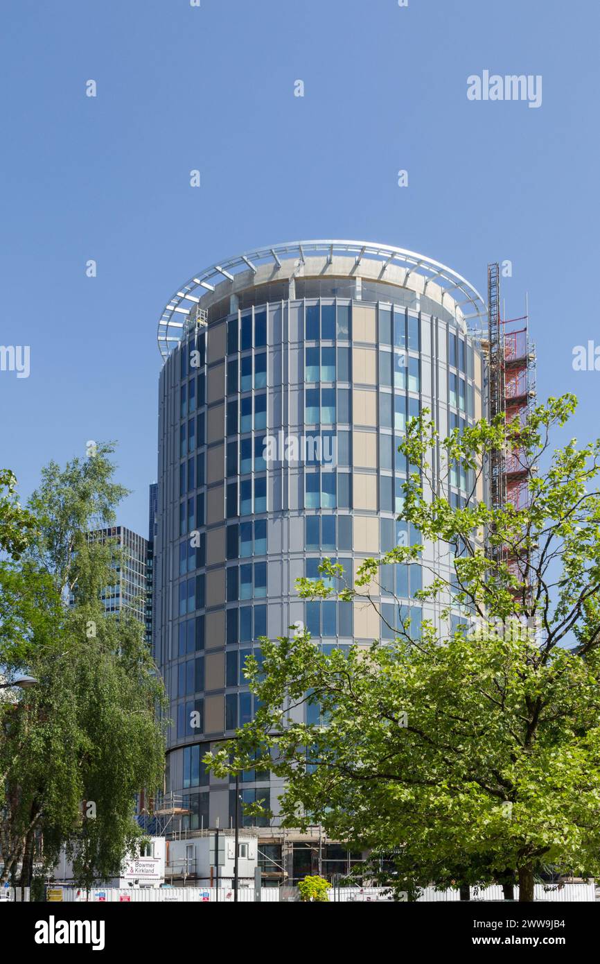 En mai 2018, un bâtiment de rotonde presque achevé, une partie du développement de l'hôtel Indigo sur Todd Street, Manchester. Banque D'Images