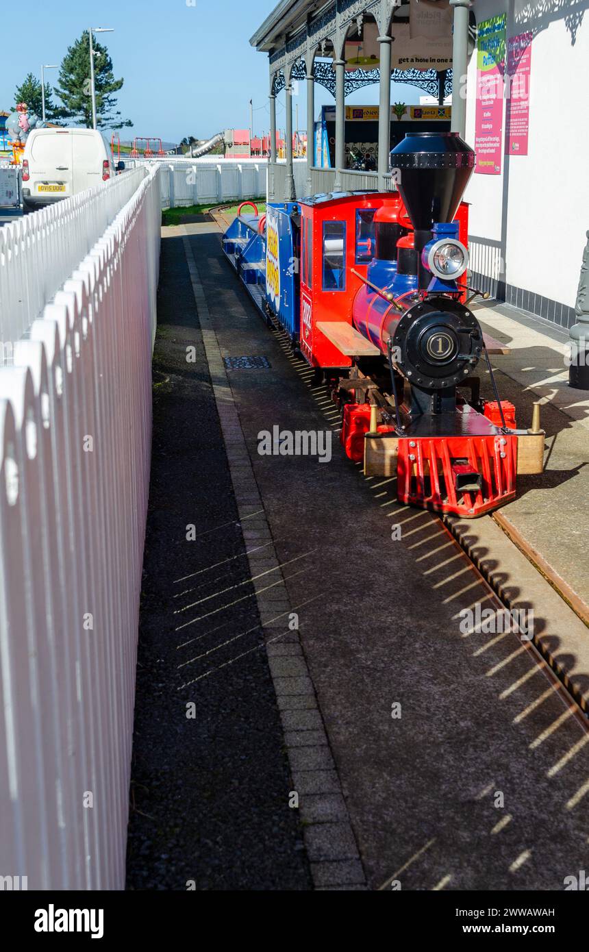 Bangor, County Down, Irlande du Nord 20 mars 2024 - Pickie Puffer chemin de fer miniature pour enfants à Bangor Pickie Park County Down Banque D'Images