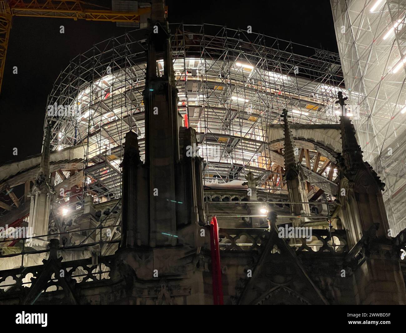 Échafaudage pour la restauration de la cathédrale notre-Dame de Paris en France après l'incendie du 15 avril 2019. Banque D'Images