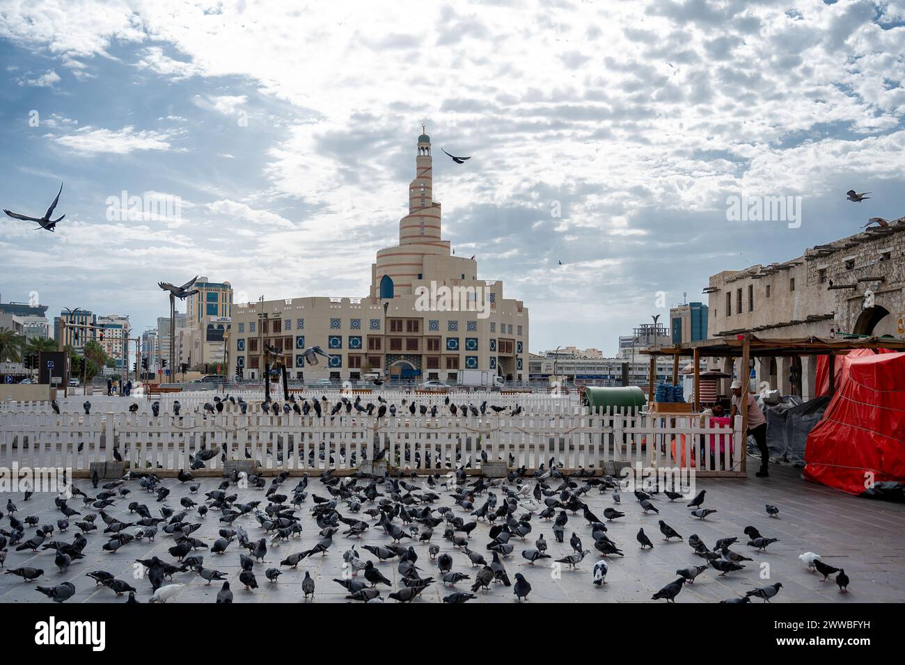 Mosquée Al Fanar, surnommée la mosquée en spirale, à Doha, au Qatar. Banque D'Images