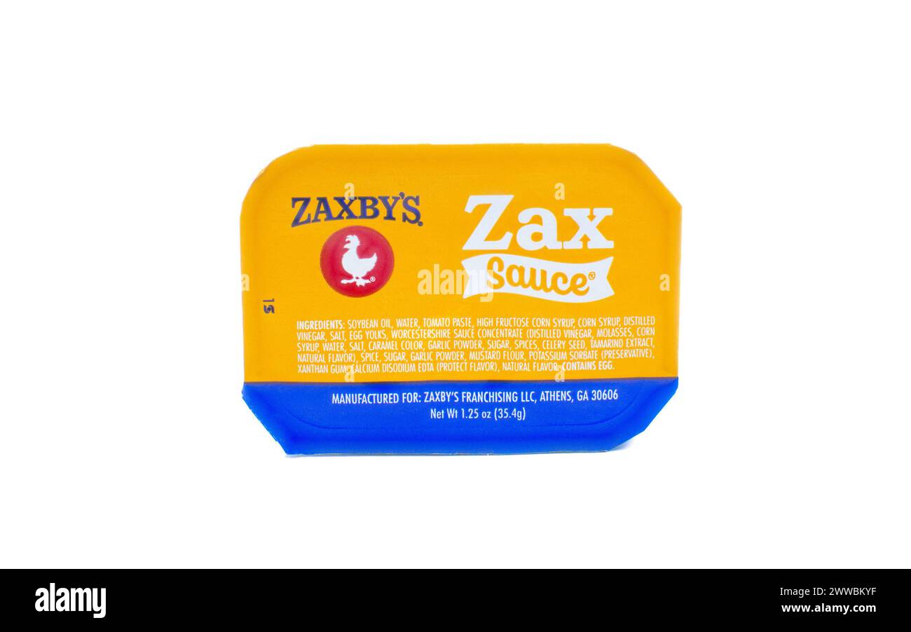 OCALA, FLORIDE États-Unis - 22 mars 2024 sauce célèbre signature Zax. Zaxbys est une chaîne de restauration rapide décontractée restaurant vendant du poulet. isolé sur Banque D'Images