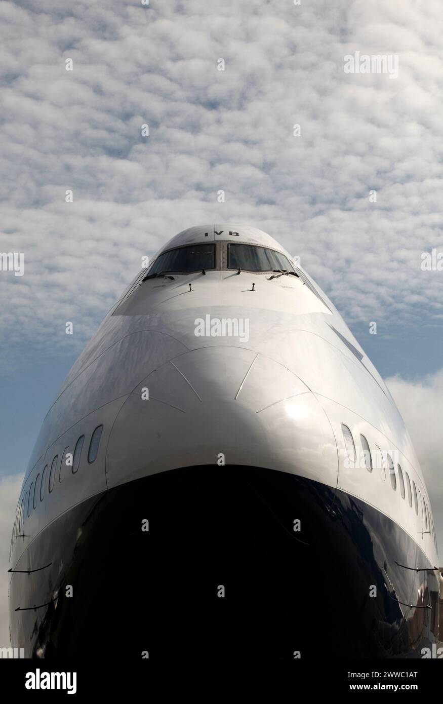 Devant le Boeing 747 Negus, exposition statique à l'aéroport de Cotswold, EGBP. G-CIVB. Sir Arthur Negus. Marquages de livrée BOAC historiques. Banque D'Images