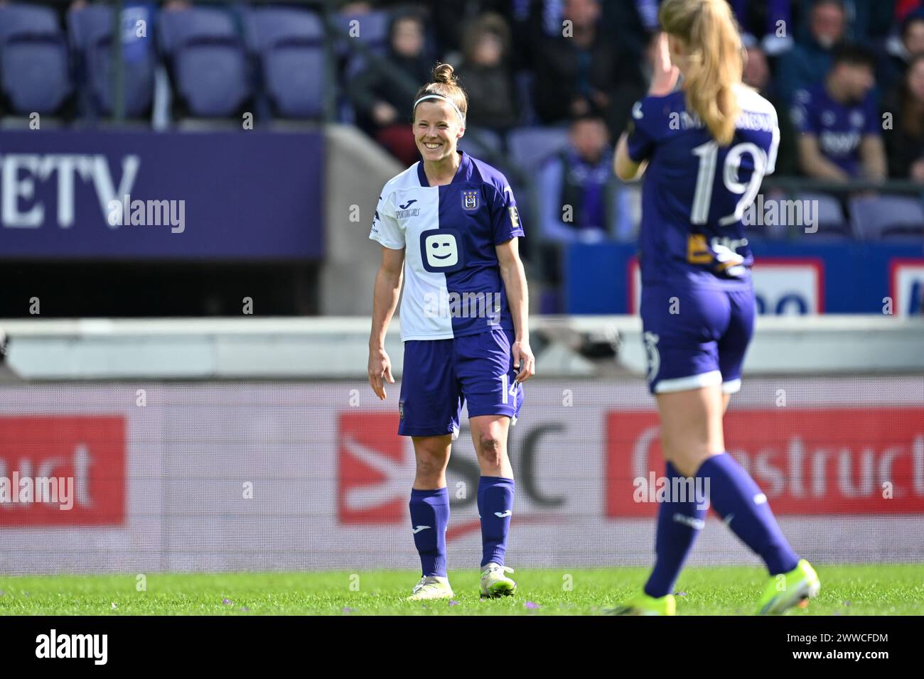 Anderlecht, Belgique. 23 mars 2024. Laura Deloose (14 ans) d'Anderlecht photographiée lors d'un match de football féminin entre le RSC Anderlecht et le Club Brugge YLA lors de la 1ère journée des play offs de la saison 2023 - 2024 de la Super League belge des femmes du loto, le samedi 23 mars 2024 à Anderlecht, Belgique . Crédit : Sportpix/Alamy Live News Banque D'Images