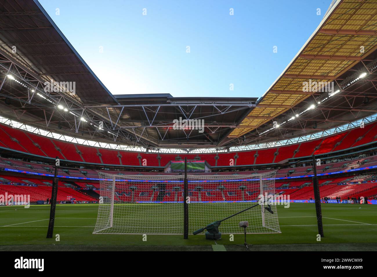 Vue générale du stade de Wembley lors du match amical international Angleterre vs Brésil au stade de Wembley, Londres, Royaume-Uni. 23 mars 2024. (Photo de Gareth Evans/News images) à Londres, Royaume-Uni le 23/03/2024. (Photo de Gareth Evans/News images/SIPA USA) crédit : SIPA USA/Alamy Live News Banque D'Images