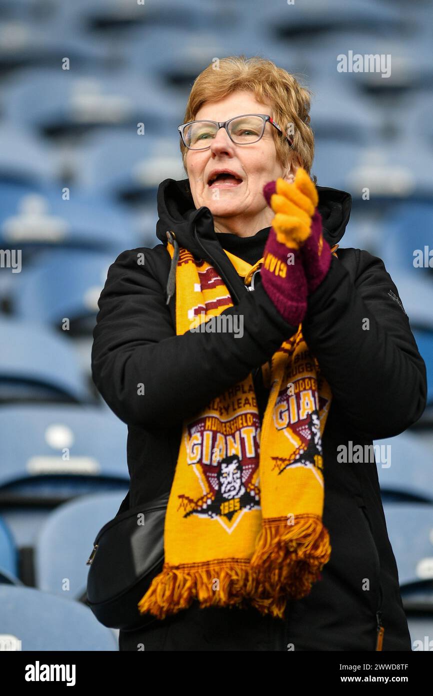 Huddersfield, Angleterre - 23 mars 2024 fan des Huddersfield Giants. Rugby League Betfred Challenge Cup, Huddersfield Giants vs Hull FC au John Smith's Stadium, Huddersfield, Royaume-Uni Dean Williams crédit : Dean Williams/Alamy Live News Banque D'Images