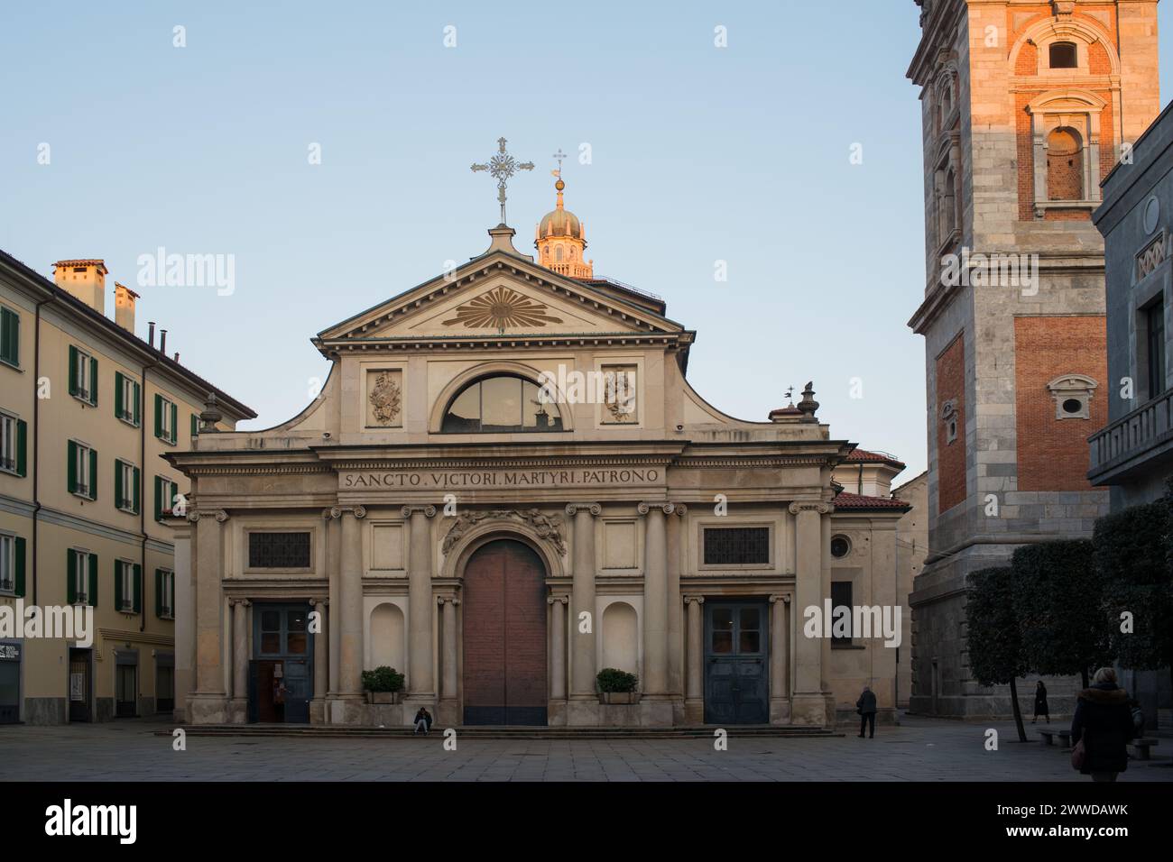 Basilique Saint Vittore et Towerof Bernascone à Varèse, Italie Banque D'Images