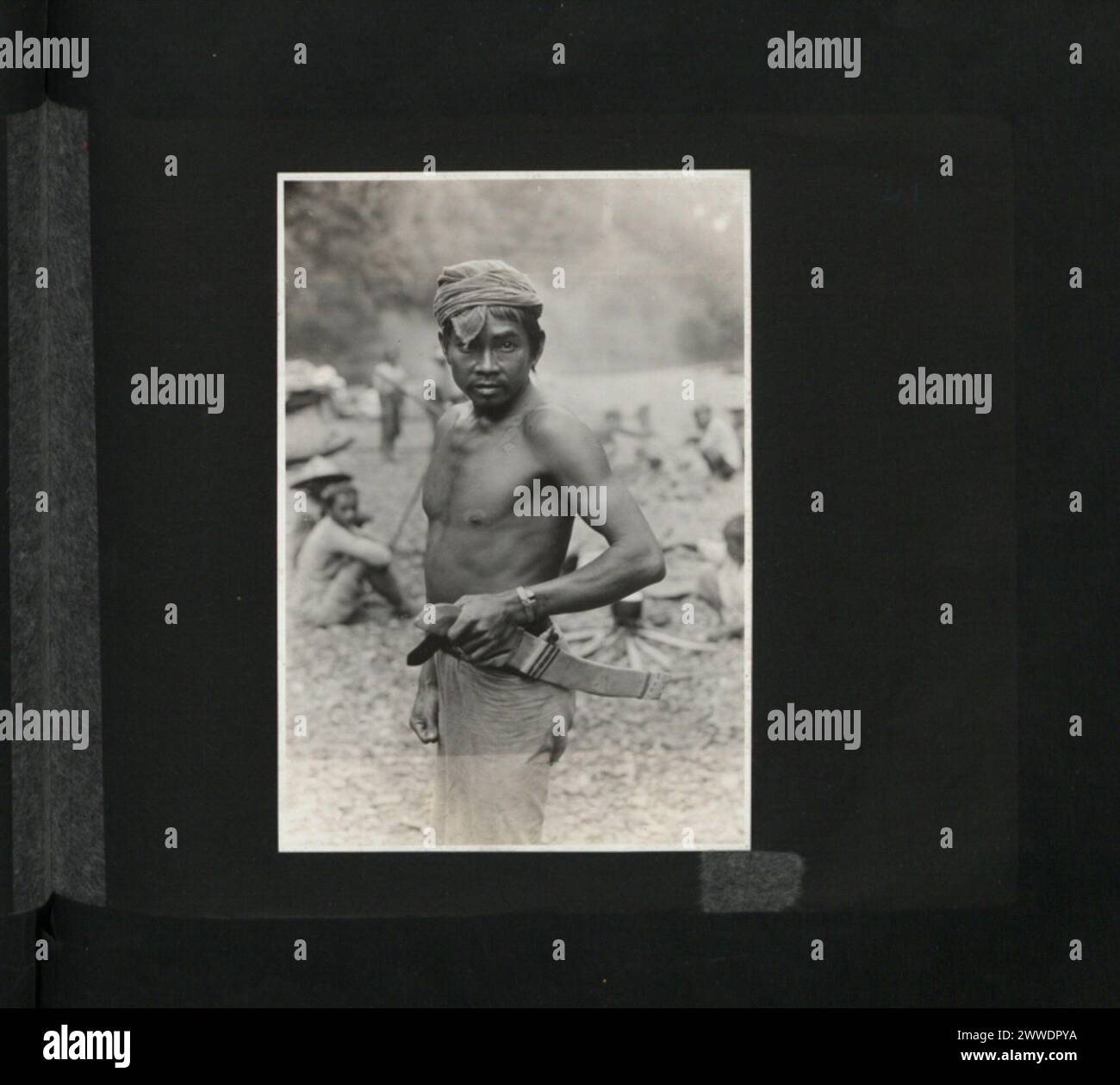 Scène représentant une partie de Bornéo à Sabah, Malaisie, le 26 avril 1921, illustrant la géographie locale et l'environnement. Banque D'Images