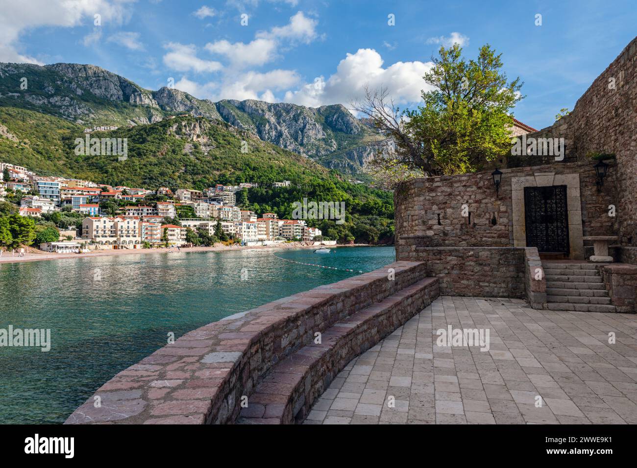 Ivano Vidoni Beach (plage de Sveti Stefan) de l'île de Sveti Stefan, près de Budva, Monténégro Banque D'Images