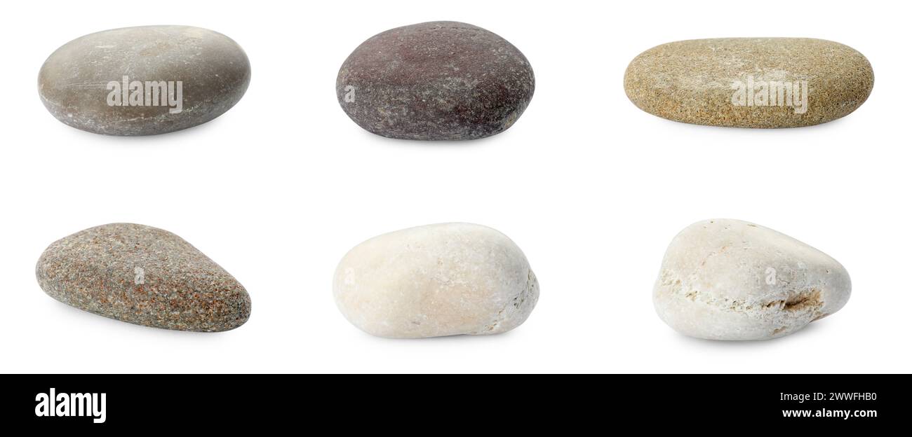 Cailloux de mer. Différentes pierres isolées sur blanc, serties Banque D'Images