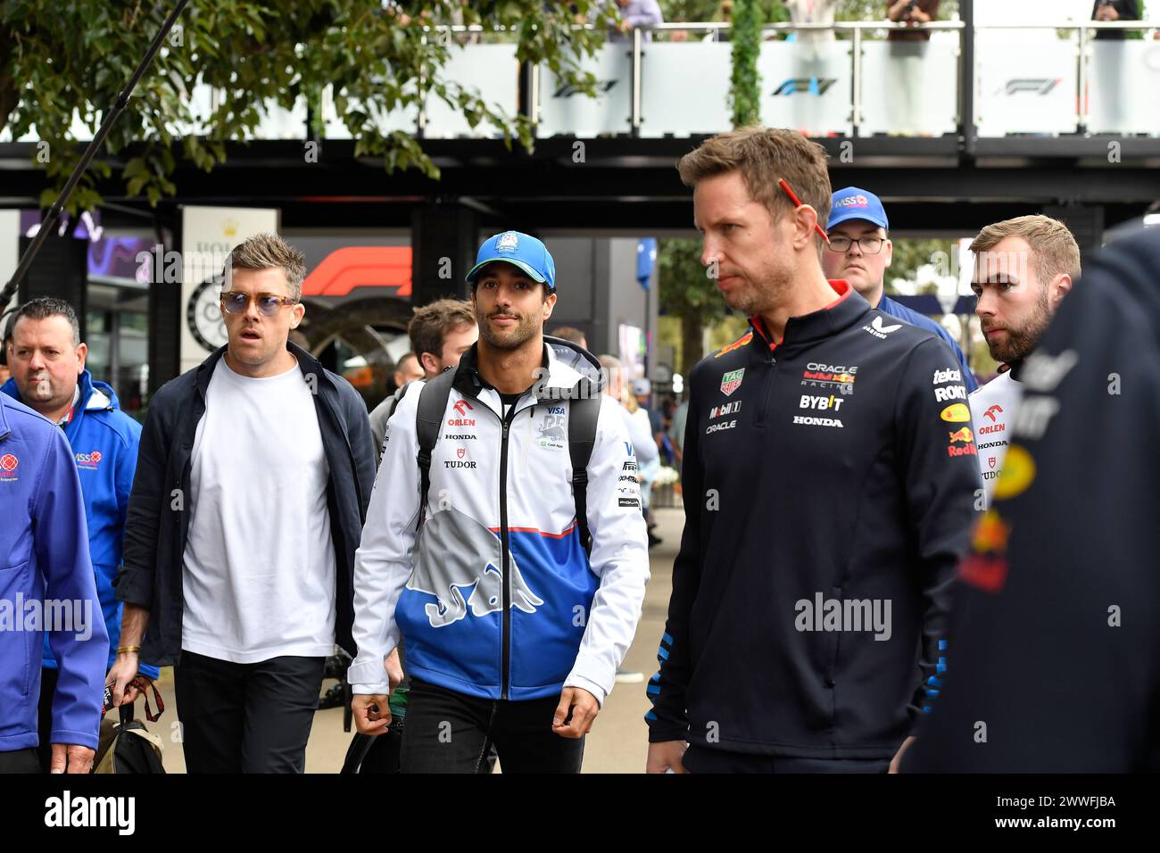 MELBOURNE, AUSTRALIE 24 mars 2024. Photo : 03 Daniel Ricciardo (AUS) Visa Cash App RB F1 Team dans le paddock au Rolex Australian Grand Prix 2024 de la FIA Formula 1 3ème manche du 22 au 24 mars à l'Albert Park Street circuit, Melbourne, Australie. Crédit : Karl Phillipson/Alamy Live News Banque D'Images